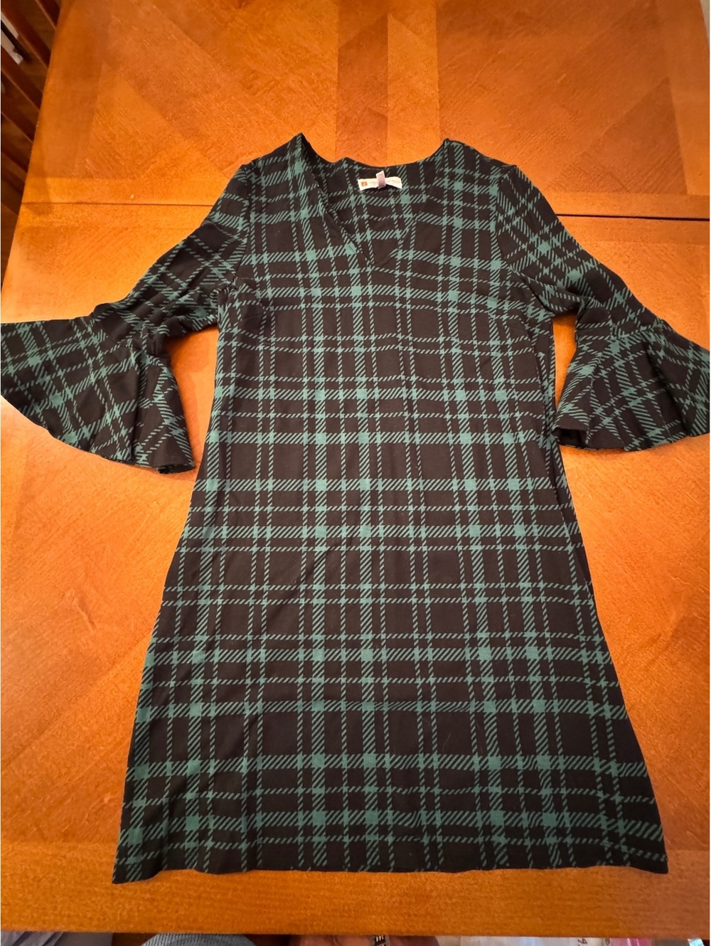 Jude Connally Black and Green Plaid Bell Sleeve Dress Size L 1393